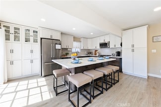 1916 Grasscreek Dr, San Dimas, CA 91773