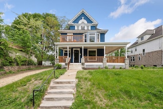 2613 Bryant Ave S, Minneapolis, MN 55408