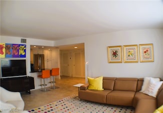 1930 Gulf Shore Blvd N Unit C304, Naples, FL 34102
