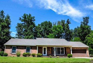 3924 Eastbrooke Dr, Evansville, IN 47711