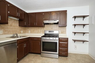 377 Huse Rd Unit 14, Manchester, NH 03103