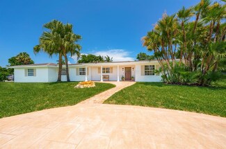 7600 Pine Tree Ln, West Palm Beach, FL 33406