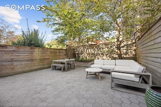 493 18th St Unit 2, Brooklyn, NY 11215