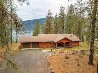 2378 Eagle River Way, Kettle Falls, WA 99141