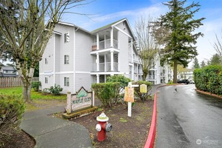 2715 W Maplewood Ave Unit 225, Bellingham, WA 98225