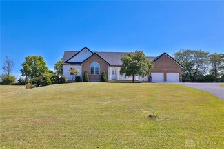 62 Kings Ct, New Vienna, OH 45159