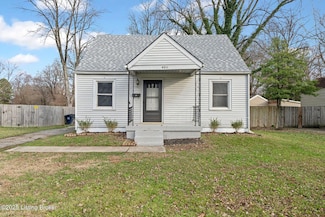 4211 Savage Dr, Louisville, KY 40216