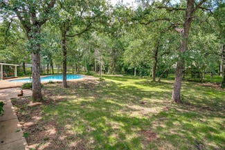 4465 Northern Dancer Dr, Burleson, TX 76028