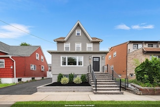 725 4th St, Secaucus, NJ 07094