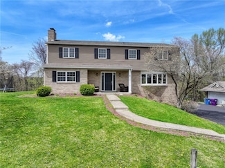 1085 Mcallister Dr, New Kensington, PA 15068