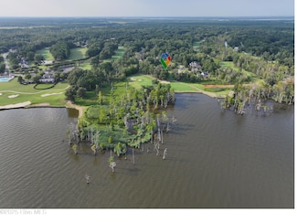 31 Middleton Dr, Hertford, NC 27944