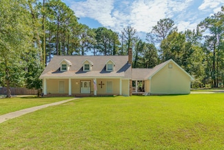 101 Pinewood Dr, Hattiesburg, MS 39402