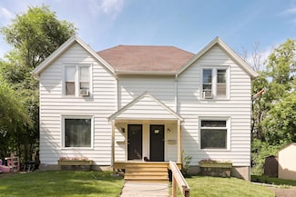 129 Morton St E, Saint Paul, MN 55107