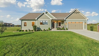 426 Moon Bay Dr, Kuttawa, KY 42055