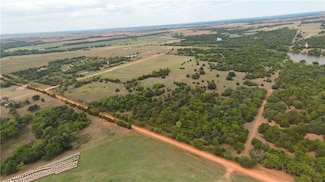7634 Meadowlark Ln, Guthrie, OK 73044