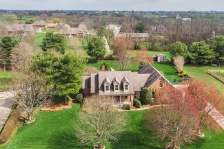 1059 Lakewood Cir, Versailles, KY 40383