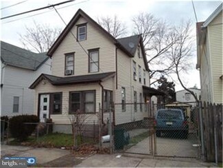 16 N 34th St, Camden, NJ 08105