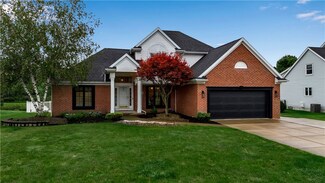 5 Cambridge Ct, Lancaster, NY 14086