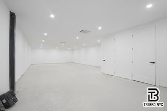 141 Meserole St Unit 1a, Williamsburg, NY 11206