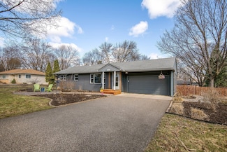 17610 11th Ave N, Plymouth, MN 55447