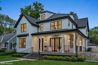 385 Rosewood Ave, Winnetka, IL 60093