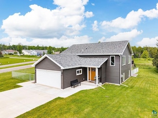 1225 Hidden Springs Ln, Two Harbors, MN 55616