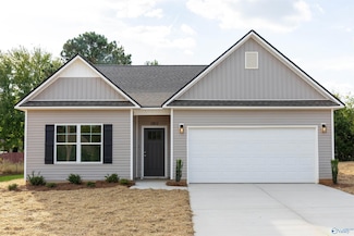 1911 Priscilla Ln NW, Huntsville, AL 35806