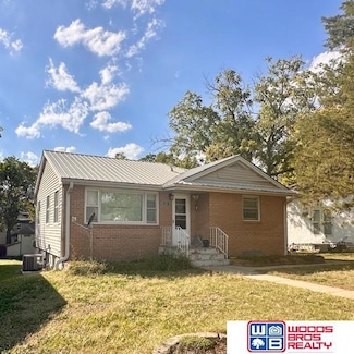 1111 D St, Fairbury, NE 68352