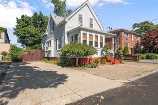 149 Magnolia St, Cranston, RI 02910