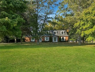 4316 Western Ave, Mattoon, IL 61938