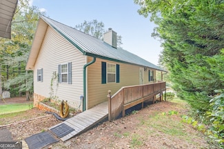 145 & 143 Edgewater Dr, Eatonton, GA 31024