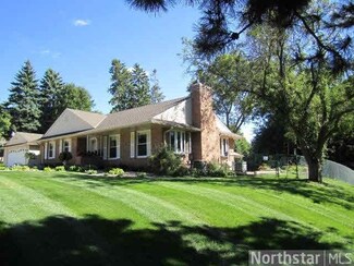 642 Sunset Ln, Saint Paul, MN 55118