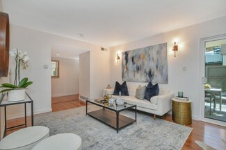 1104 Admiralty Ln, Foster City, CA 94404