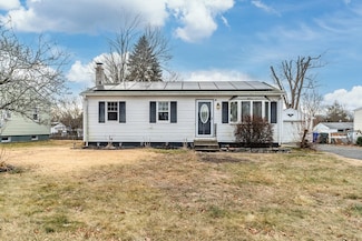 28 Birch Glen Rd, Springfield, MA 01119