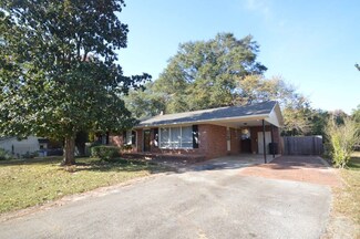 105 Bedford Rd, Spartanburg, SC 29301