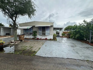 4911 NW 1st Way Unit 523, Pompano Beach, FL 33064