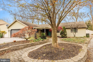 791 Allison Dr, Greencastle, PA 17225