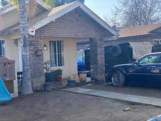 438 E Cortland Ave, Fresno, CA 93704