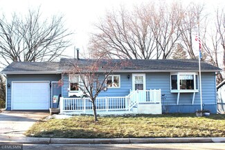 340 6th St SW, Cokato, MN 55321