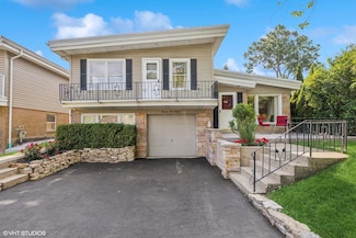 506 S Charleton St, Willow Springs, IL 60480