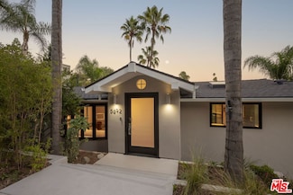 5692 Holly Oak Dr, Los Angeles, CA 90068