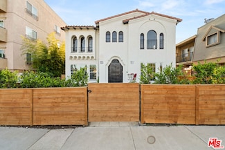 511 N Hobart Blvd, Los Angeles, CA 90004