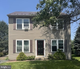 3711 Mountain Shadow Dr, Fayetteville, PA 17222