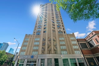 600 N Dearborn St Unit 904, Chicago, IL 60654