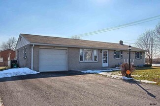 4125 Board Rd, Manchester, PA 17345