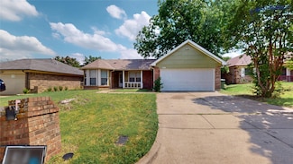 928 Thistle Ridge Ln, Arlington, TX 76017