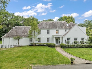 879 Blackburn Rd, Sewickley Heights, PA 15143