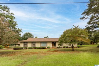 1214 Burger Cir, Gadsden, AL 35903