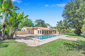 7020 SW 56th St, Miami, FL 33155