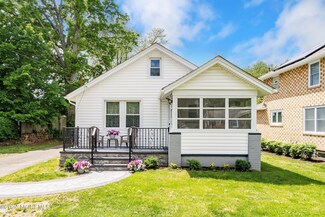 29 Wilson Ave, Manalapan, NJ 07726